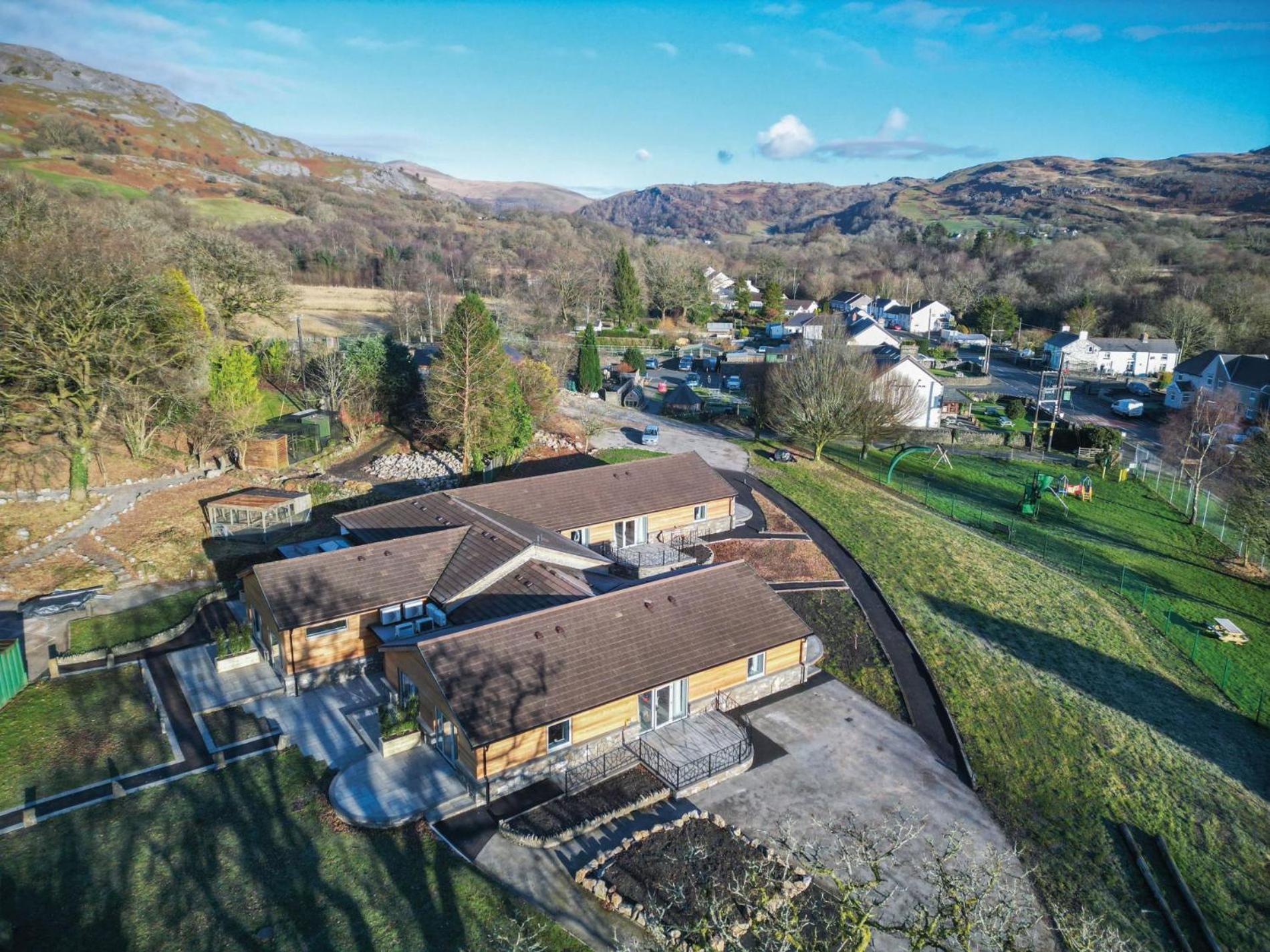 Suite 2 - Sleeping Giant Hotel - Pen Y Cae Inn Brecon Exterior foto