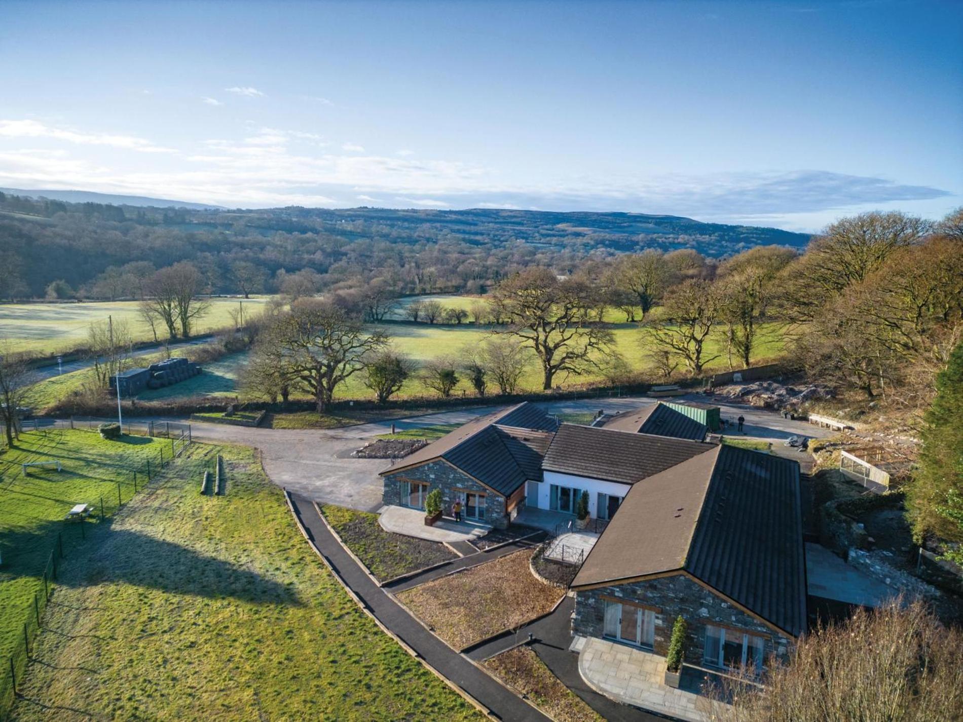 Suite 2 - Sleeping Giant Hotel - Pen Y Cae Inn Brecon Exterior foto
